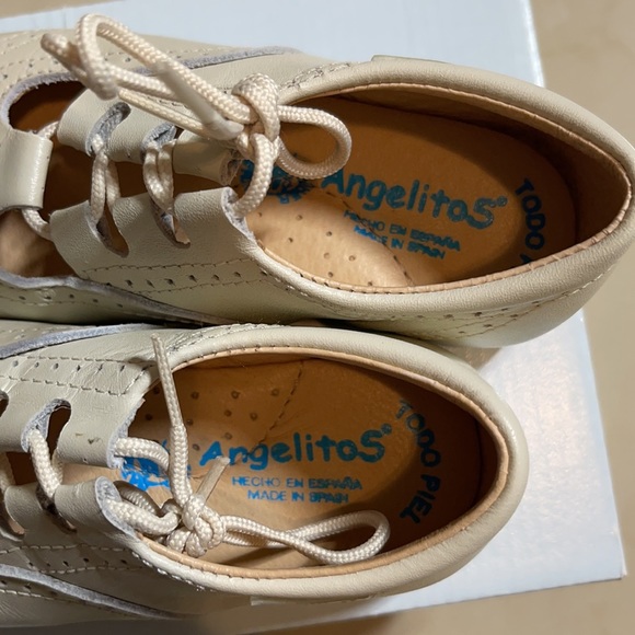 Shoes - Picture 2 of 5